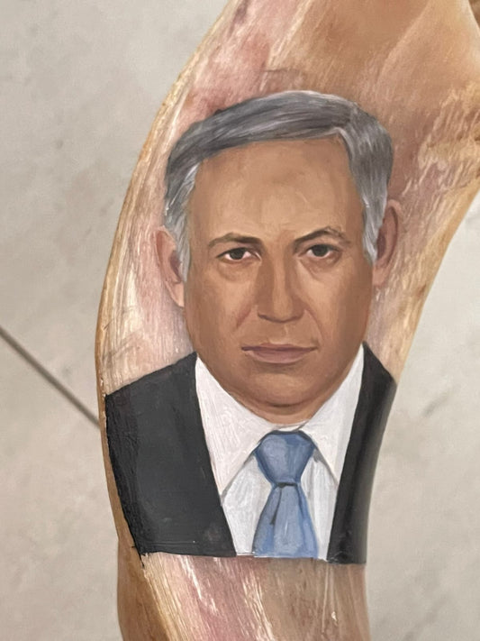 Custom Kudu Shofar with Your Portrait – Hand-Painted Judaica Art Gift
